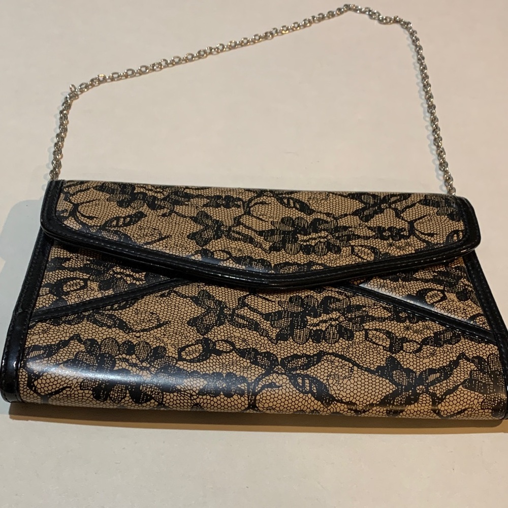 Elegant Black and Tan Lace Clutch